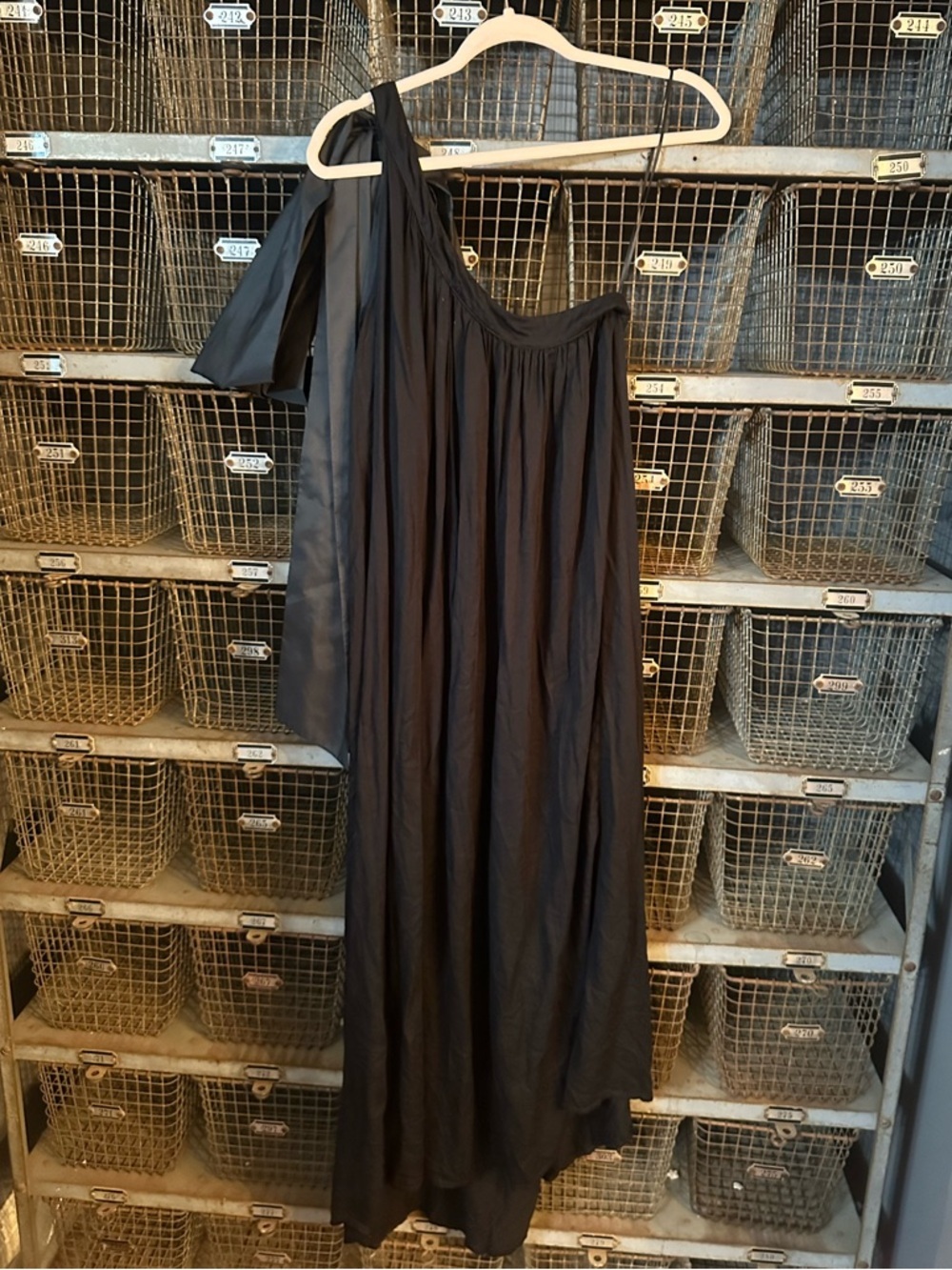 Sleeper Black Venus One Shoulder Maxi Dress Size Large 38247 - Picture 7 of 13